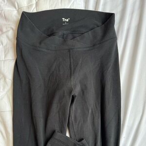 TNA BUTTER CROSSOVER LEGGINGS